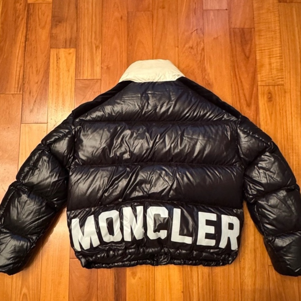 Moncler Chouelle Guibbotto Jacket Women’s